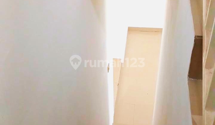 Quick Sale: Move-In Ready Royal Mansion Pamulan House in Pamulang 2