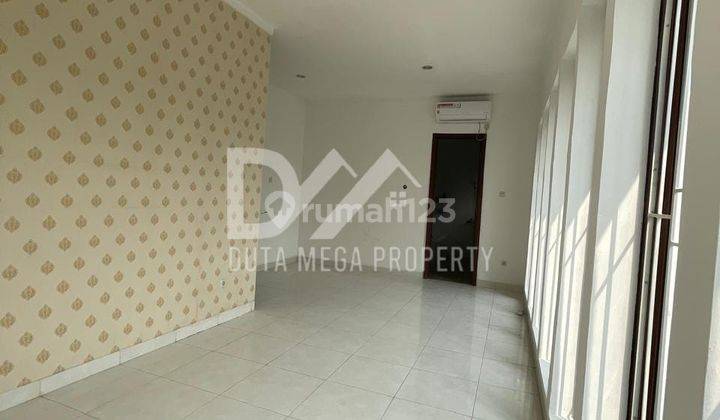 Rumah Hoek Minimalis Modern 2 Lantai Siap Huni Discovery Bintaro 2