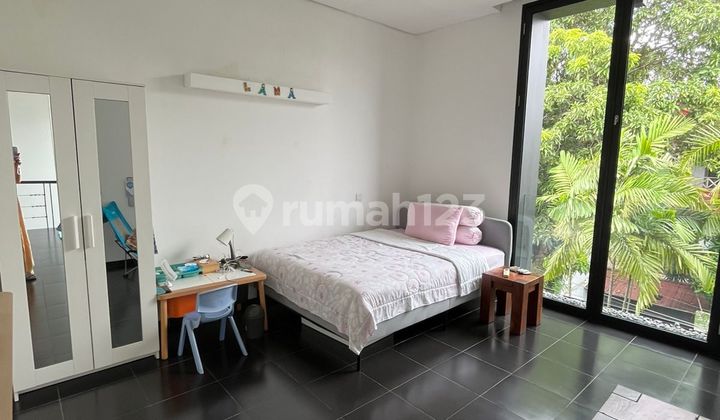 For Sale Beautiful Luxury House in Lebak Bulus Strategic Location 2