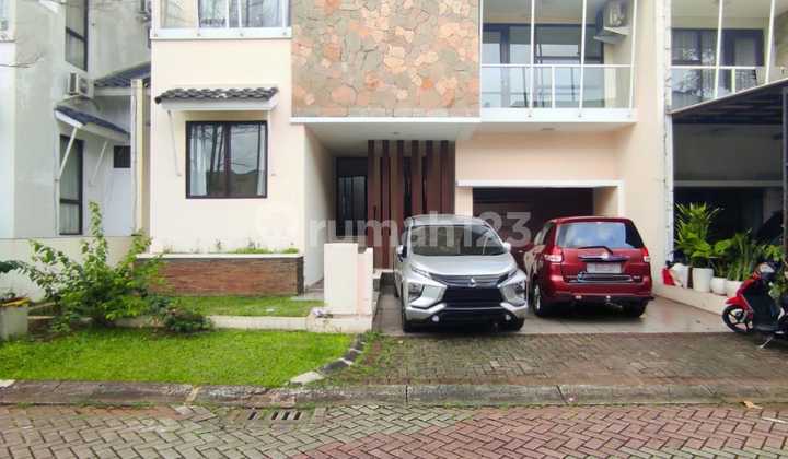 Rumah Split Level Siap Huni di Kebayoran Bintaro Tangsel Rumah Split Level Siap Huni di Kebayoran Bintaro Tangsel