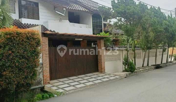 Jual Cepat Rumah Hoek Asri di Lebak Bulus Jakarta Selatan