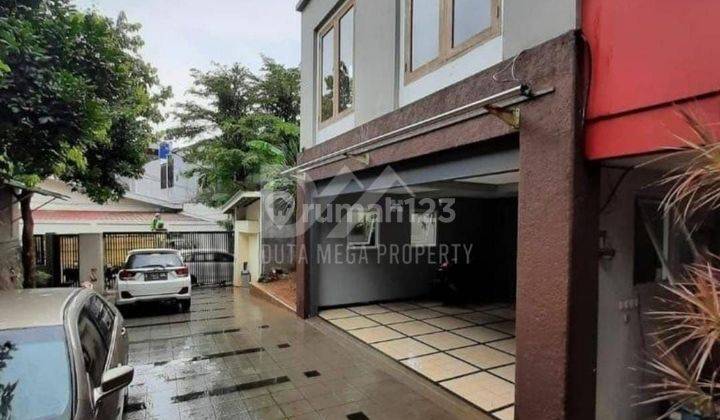 Rumah 2 Lantai Dengan Swiming Pool Nempel Puri Bintaro Sektor 9. 2