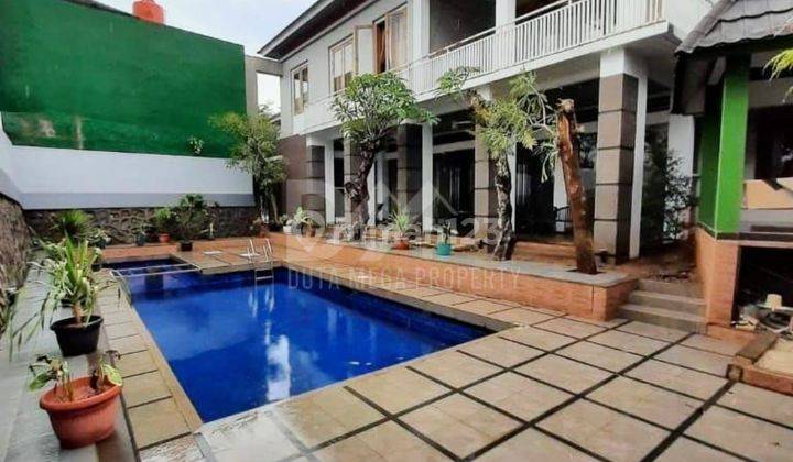 Rumah 2 Lantai Dengan Swiming Pool Nempel Puri Bintaro Sektor 9. 1