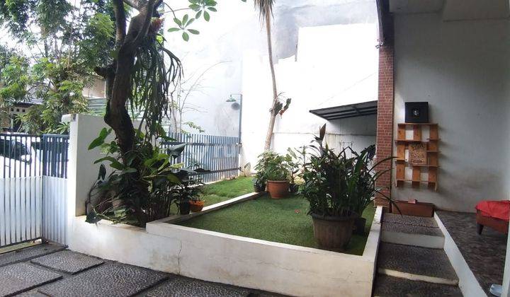 Rumah Hook 2 Lantai Di Permata Bintaro Jaya Sektor 9. 2