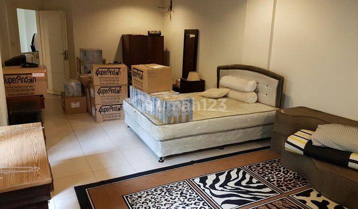 Rumah 3 Lantai Bagus SHM di Rengas Besar, Jakarta Selatan 2