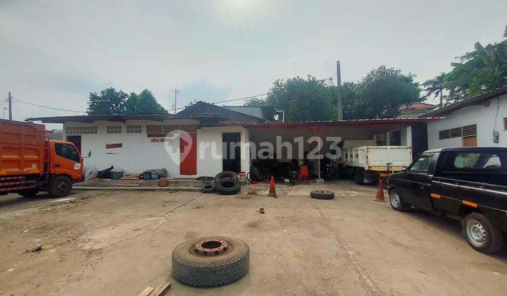 For rent roadside land in Pulogebang. For rent roadside land in Pulogebang.
