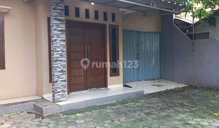 Disewakan rumah samping apartemen urbano siap huni 1