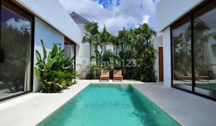 New 2 Bedroom Villa Mediterranean Design Urban Environment 2