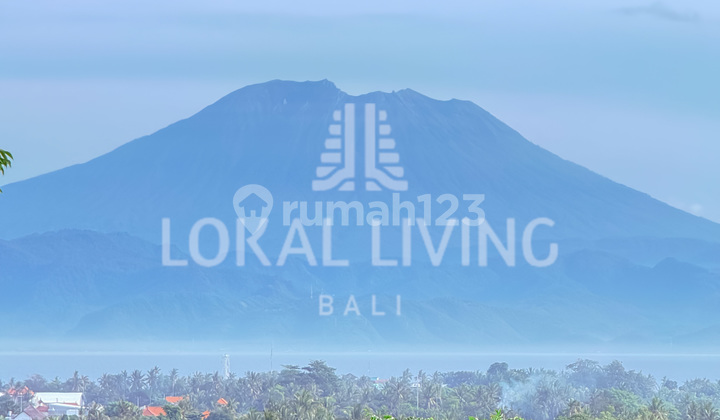 Land with leasehold rights, wide ocean view fronting 150m in Jungutbatu, Nusa Lembongan, Bali. Land with leasehold rights, wide ocean view fronting 150m in Jungutbatu, Nusa Lembongan, Bali.