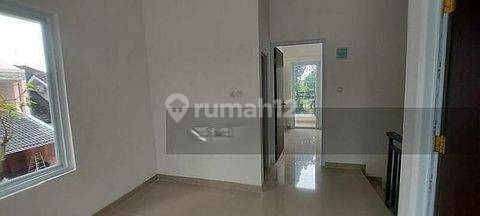 Rumah 2 Lantai Siap Huni Posisi Hook Sudah Pagar Di Citra Raya 2