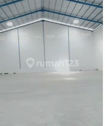 Disewakan Gudang Cocok untuk Usaha di Pakuhaji Tangerang