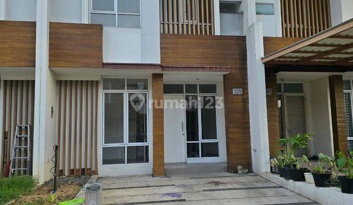 Disewakan Rumah Cantik 2 Lantai Lokasi Strategis Di Citra Raya 1