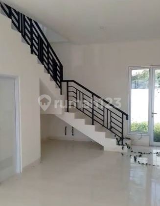 OVER CREDIT Ready-to-Occupy Shop House in Tenjo Tangerang 2