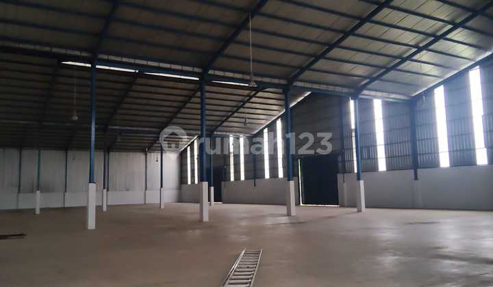 Ready-to-Use Warehouse with Highly Strategic Location in Cikupa Tangerang