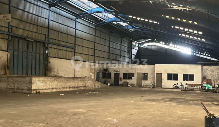 Disewakan Gudang Di Kawasan Karawaci Kota Tangerang Disewakan Gudang Di Kawasan Karawaci Kota Tangerang