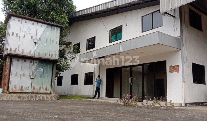 Warehouse for Sale, Ready to Use, Suitable for Business in Legok, Tangerang.