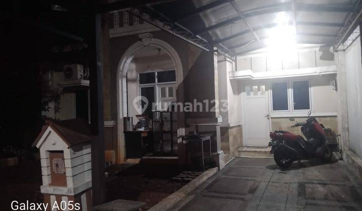 Rumah 2 Lantai SHM Dekat Dengan Tol Grand Wisata Bekasi 2