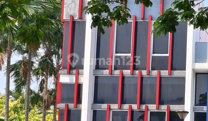 Dijual Ruko 2 Lantai Lokasi Cocok untuk Usaha
