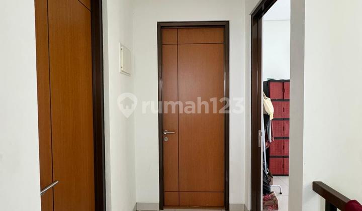 Rumah Dua Lantai Siap Huni 2