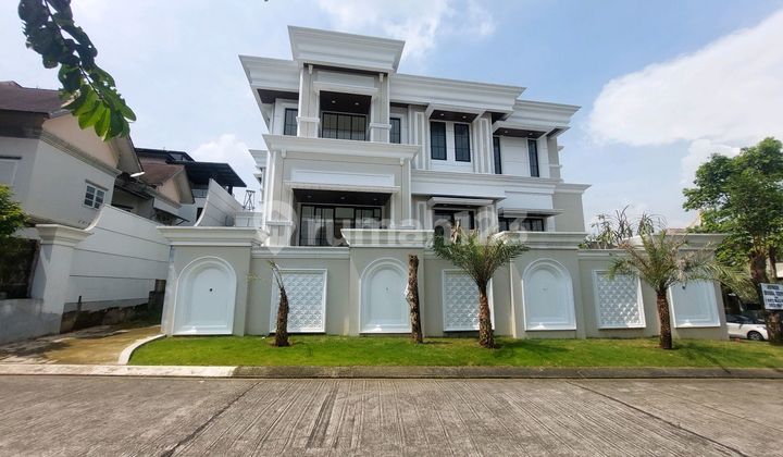 Rumah Mewah di Country Wood Sentul dekat dengan AEON Rumah Mewah di Country Wood Sentul dekat dengan AEON