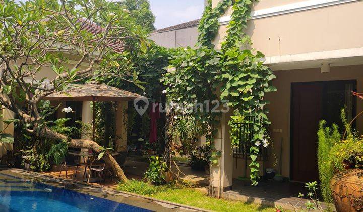 Rumah Siap Huni di Kemang Selatan  2