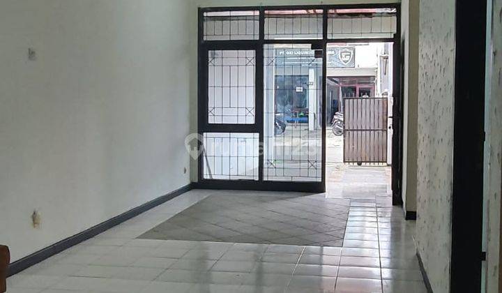 HOT Property! Rumah 1 lantai lt147m hanya 1 m-an di kawaluyaan buahbatu 2