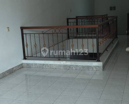 Rumah 2lt Murah Di Antapani Jl.masuk 2mobil 2