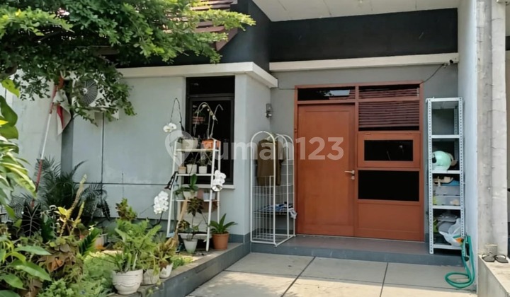 Rumah Modern Minimalis di Antapani City Mas
