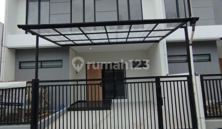 Rumah Baru 2Lantai di Golf Arcamanik Kota Bandung