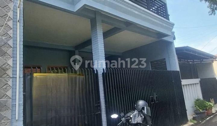 Rumah 3lantai siap huni di antapani 