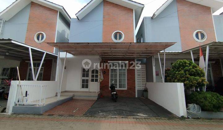 Rumah Modern 2lt di Cluster Arcamanik Kota Bandung 1