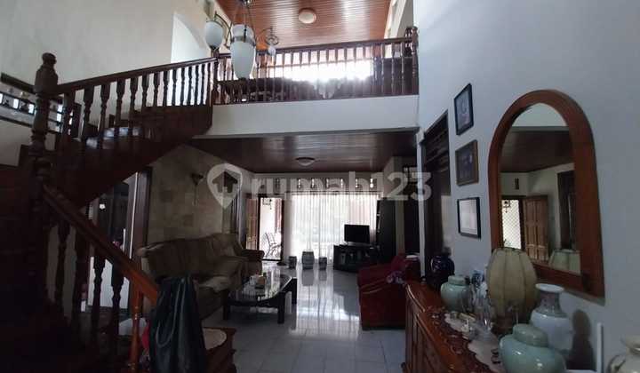 Rumah Murah 2Lt di Gading Regency