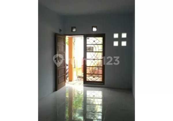 Minimalist houses in Bumi Panyawangan Cileunyi. 2