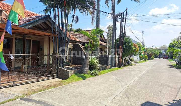 Rumah 2lantai SHM di perluasan arcamanik kota bandung