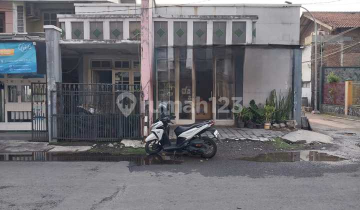 Rumah luas 2lantai di margahayu metro buahbatu