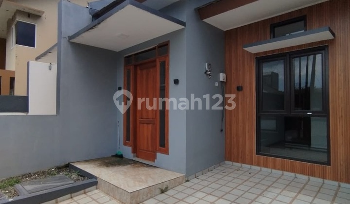 Rumah baru modern siap huni di arcamanik 800jtan