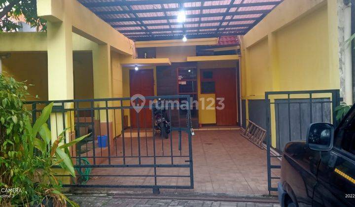 Rumah Modern 1,5 Lantai di Antapani Jalan 2 Mobil 2