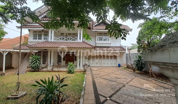 Rumah 2 Lantai SHM di Kemang  2