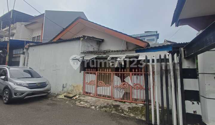 For Sale: House Suitable for Building a Home, Boarding House, or Office, Tomang, West Jakarta