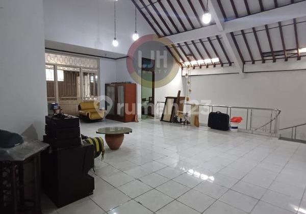 Rumah Besar, Lokasi Nyaman Dan Tenang, Tomang Hero, Jakarta Barat 2