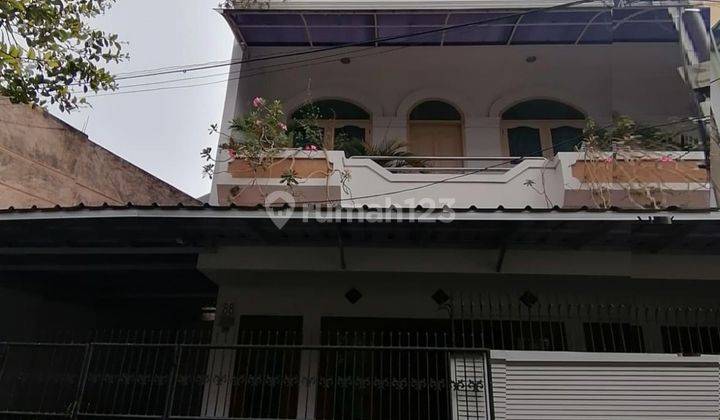 Rumah Bagus dan Terawat 4 lantai, Tomang Jakarta Barat 1