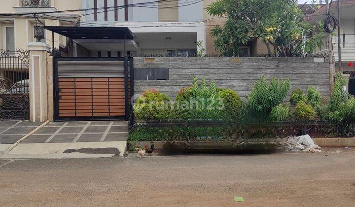 Turun Harga! Rumah Mewah Dan Bagus, Tomang Hero, Jakarta Barat 1