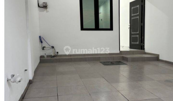 Rumah Baru Modern Minimalis, Tanjung Duren, Jakarta Barat 2