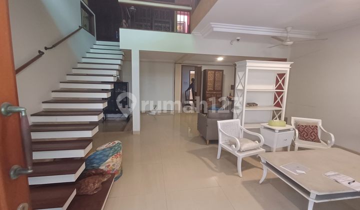 Rumah Cantik Aestetic, Lokasi Favorite Tomang, Jakarta Barat Rumah Cantik Aestetic, Lokasi Favorite Tomang, Jakarta Barat