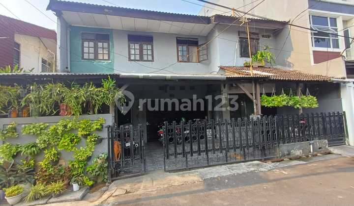 Rumah Hitung Tanah di Lokasi Favorit, Tomang, Jakarta Barat Rumah Hitung Tanah di Lokasi Favorit, Tomang, Jakarta Barat