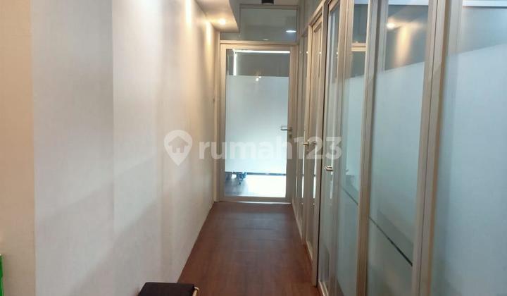 For Sale Office Space in Belmont Residence Furnished Apartment, Kembangan, West Jakarta 2