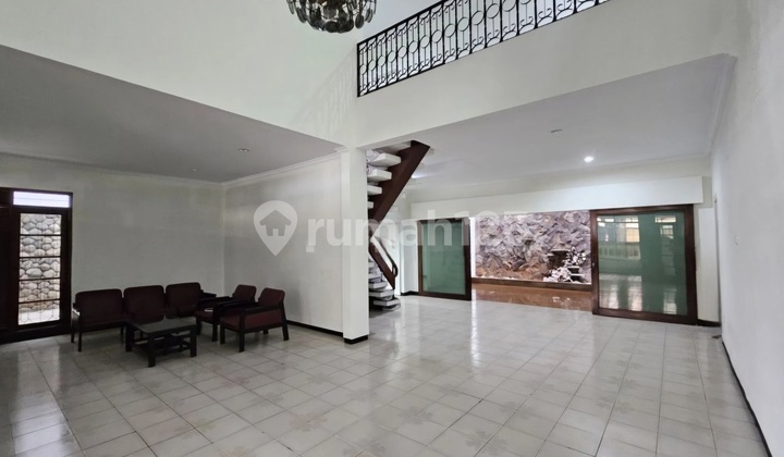 Rumah Dijln Utama, Cocok Unt Kantor/Usaha, Tomang, Jakarta Barat 2