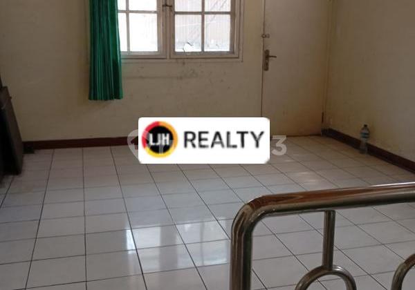 Rumah 2 Lantai di Tomang Jakarta Barat 2