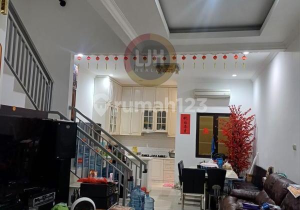 Good Price House, 3 Floors Ready to Occupy, Tomang Hero, West Jakarta 2