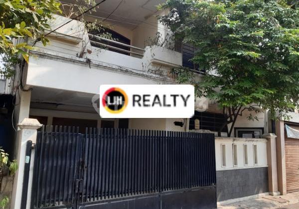 Rumah Hitung Tanah, Bebas banjir di Tomang, Jakarta Barat